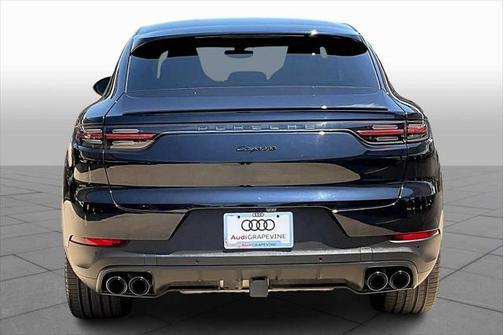 2023 Porsche Cayenne Platinum Edition