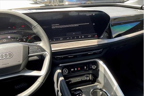 2025 Audi Q5 Premium