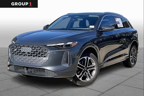 2025 Audi Q5 Premium TFSI quattro S tronic