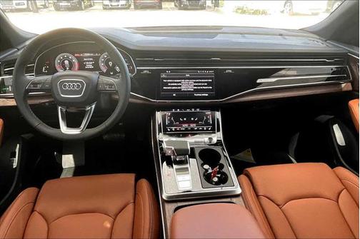 2025 Audi Q8 55 Prestige