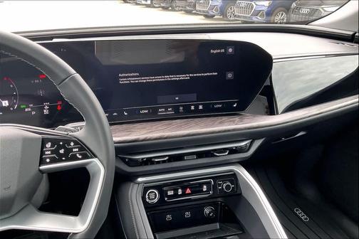 2025 Audi Q5 Premium TFSI quattro S tronic