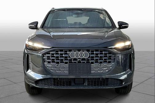 2025 Audi Q5 Premium