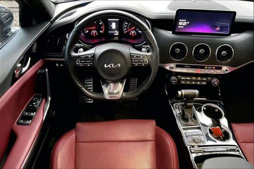 2023 Kia Stinger GT-Line