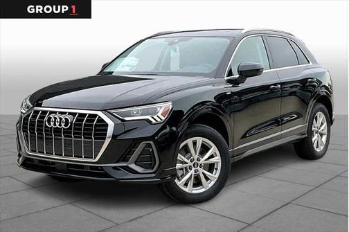 2025 Audi Q3 Premium 45 TFSI S line quattro Tiptronic