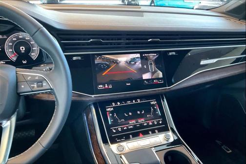 2026 Audi Q7 55 Prestige