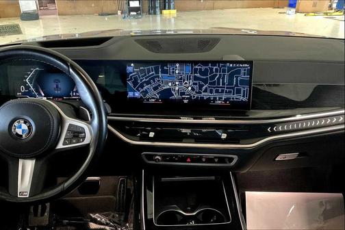 2023 BMW X7 xDrive40i