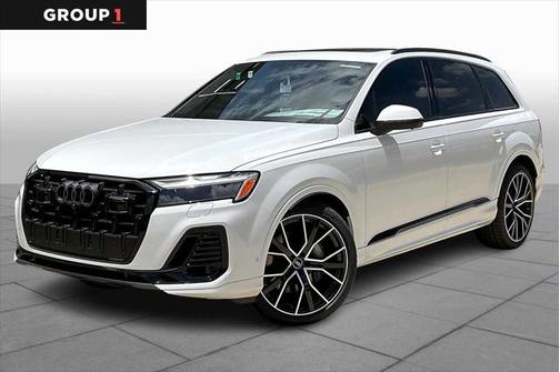 2025 Audi Q7 55 Premium Plus