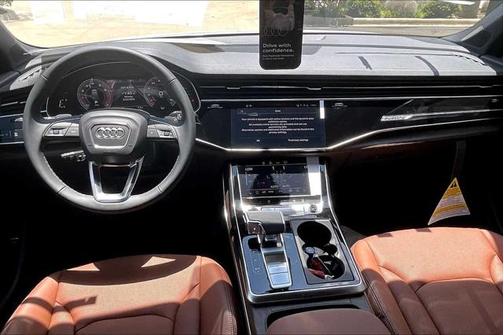 2025 Audi Q7 55 Premium Plus