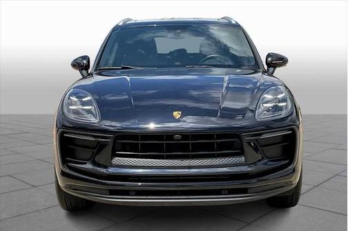 2022 Porsche Macan Base