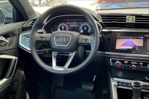 2022 Audi Q3 40 Premium