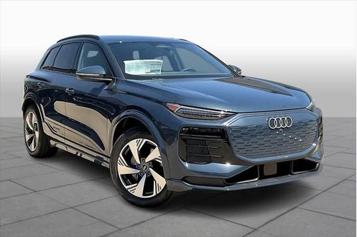 2025 Audi Q6 e-tron Premium Plus quattro