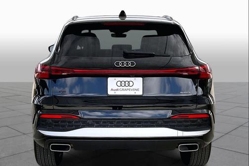2025 Audi Q5 Premium TFSI quattro S tronic