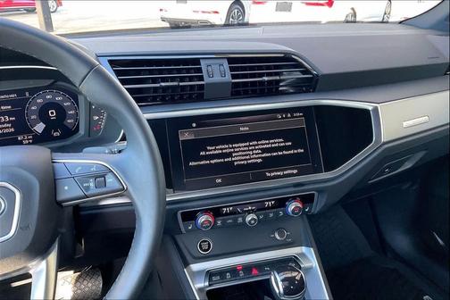 2025 Audi Q3 Premium 45 TFSI S line quattro Tiptronic