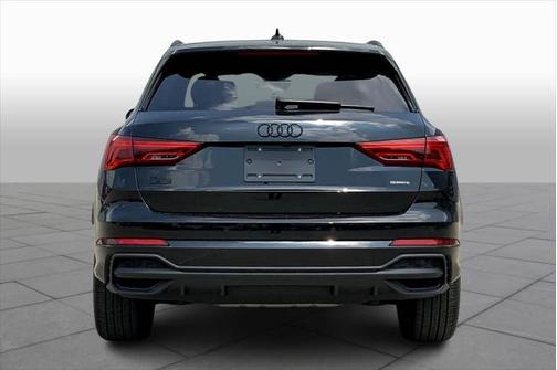 2024 Audi Q3 45 S line Premium Plus