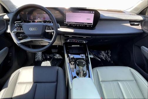 Daytona Gray Pearl Effect 2026 Audi Q3 TFSI quattro S tronic
