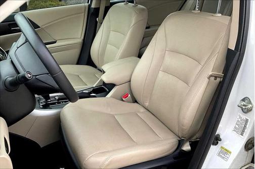 2015 Honda Accord 4dr V6 Auto