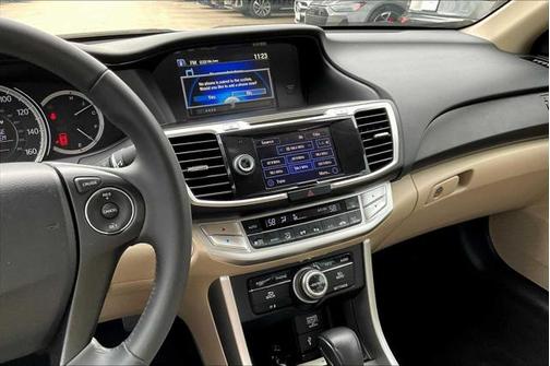 2015 Honda Accord 4dr V6 Auto