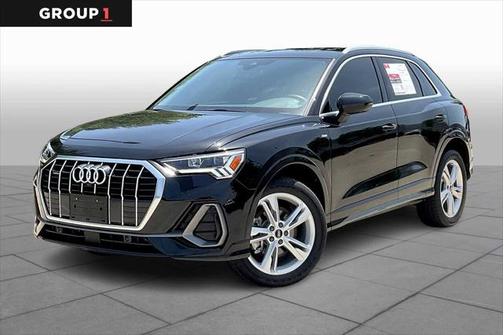 2022 Audi Q3 45 S line Premium Plus