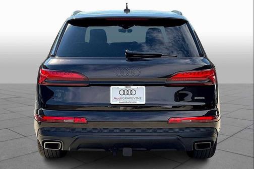 2026 Audi Q7 55 Premium Plus