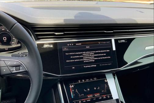 2025 Audi Q7 55 Premium Plus