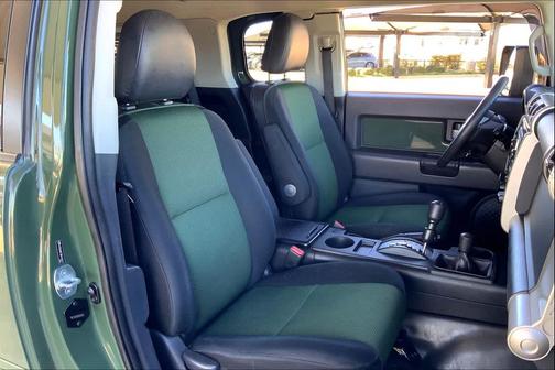 2011 Toyota FJ Cruiser Base