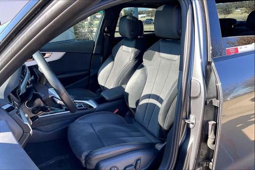 2023 Audi A4 Prestige 45 TFSI S line quattro S tronic