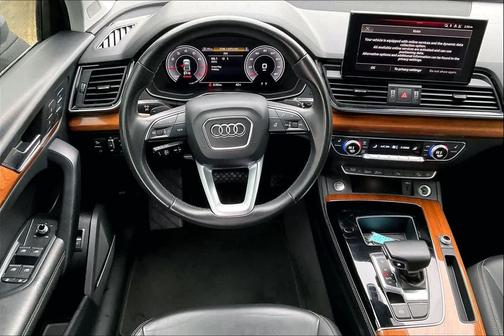 2023 Audi Q5 45 S line Premium Plus