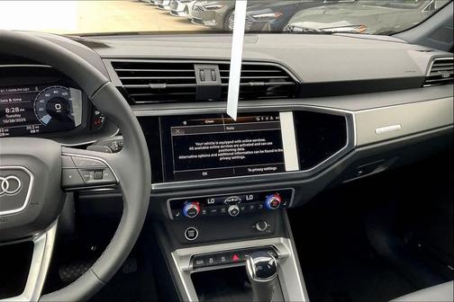 2025 Audi Q3 Premium 45 TFSI S line quattro Tiptronic