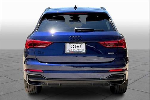 2025 Audi Q3 Premium 45 TFSI S line quattro Tiptronic
