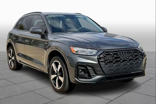 2022 Audi Q5 45 S line Prestige