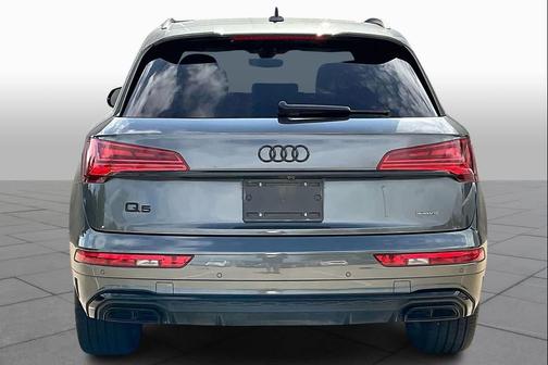 2022 Audi Q5 45 S line Prestige