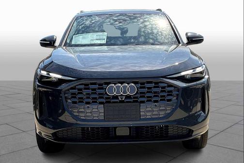 2025 Audi Q5 Premium