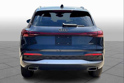 2025 Audi Q5 Premium