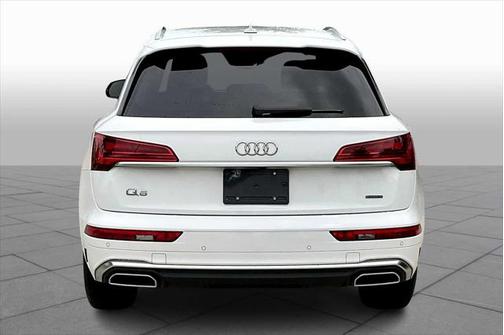2023 Audi Q5 45 S line Premium