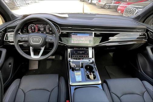 2025 Audi Q7 55 Prestige