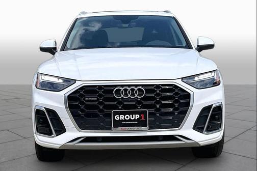 Ibis White 2023 Audi Q5 45 S line Premium Plus
