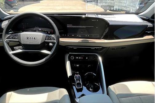 2025 Audi Q5 Premium