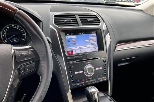 2017 Ford Explorer Platinum