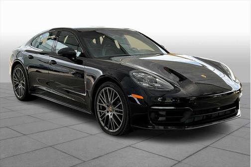 2023 Porsche Panamera 4 Platinum Edition