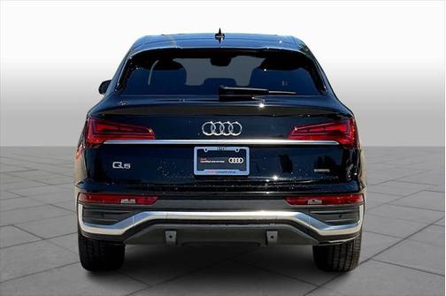 2024 Audi Q5 45 S line Premium