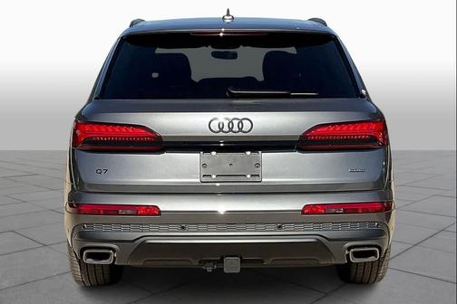 2026 Audi Q7 55 Premium Plus