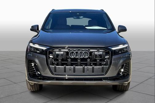 2026 Audi Q7 55 Premium Plus