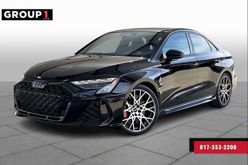 Mythos Black me 2026 Audi RS 3 TFSI quattro S tronic Sedan