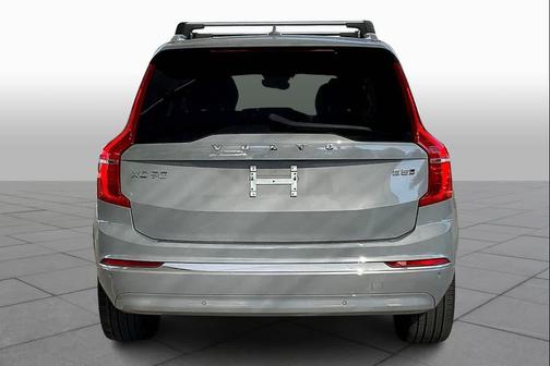 2024 Volvo XC90 B5 Plus Bright Theme