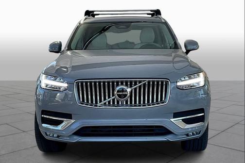 2024 Volvo XC90 B5 Plus Bright Theme
