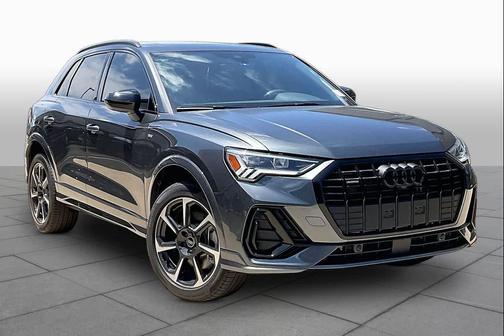 Daytona Gray Pearl Effect 2025 Audi Q3 45 S line Premium Plus