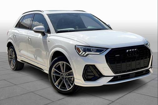 2025 Audi Q3 Premium 45 TFSI S line quattro Tiptronic