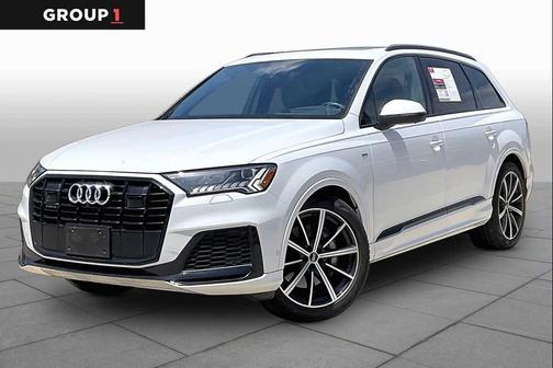 Glacier White Metallic 2022 Audi Q7 55 Technik