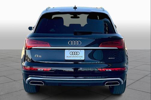 2023 Audi Q5 45 S line Premium