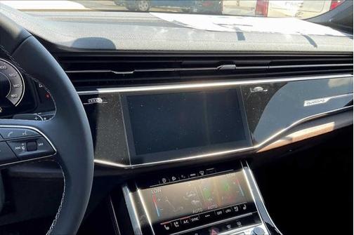 2025 Audi Q7 55 Prestige